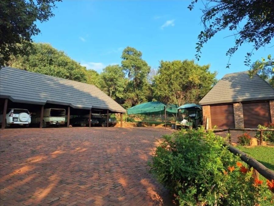 6 Bedroom Property for Sale in Modimolle Rural Limpopo