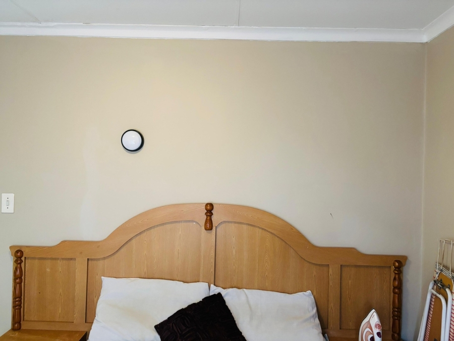 3 Bedroom Property for Sale in Mahwelereng Limpopo