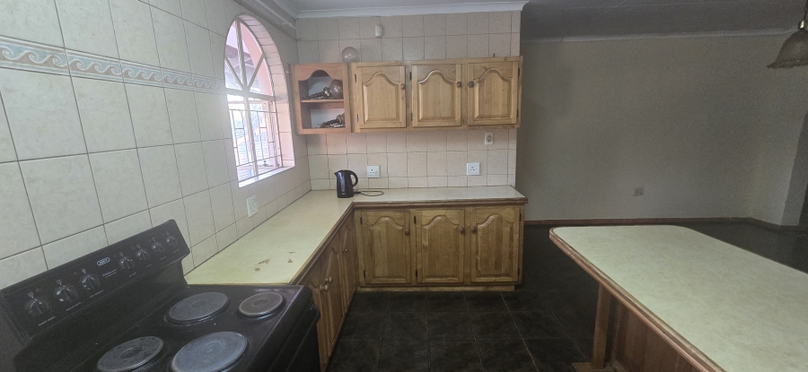 4 Bedroom Property for Sale in Fauna Park Limpopo