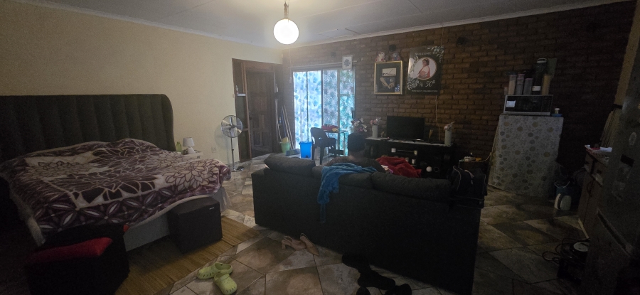 4 Bedroom Property for Sale in Fauna Park Limpopo