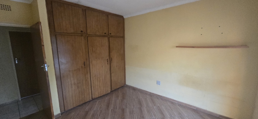 4 Bedroom Property for Sale in Fauna Park Limpopo