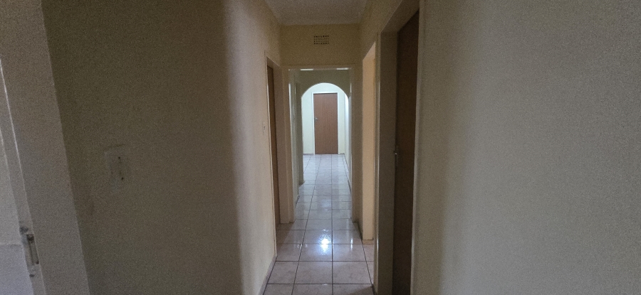 4 Bedroom Property for Sale in Fauna Park Limpopo