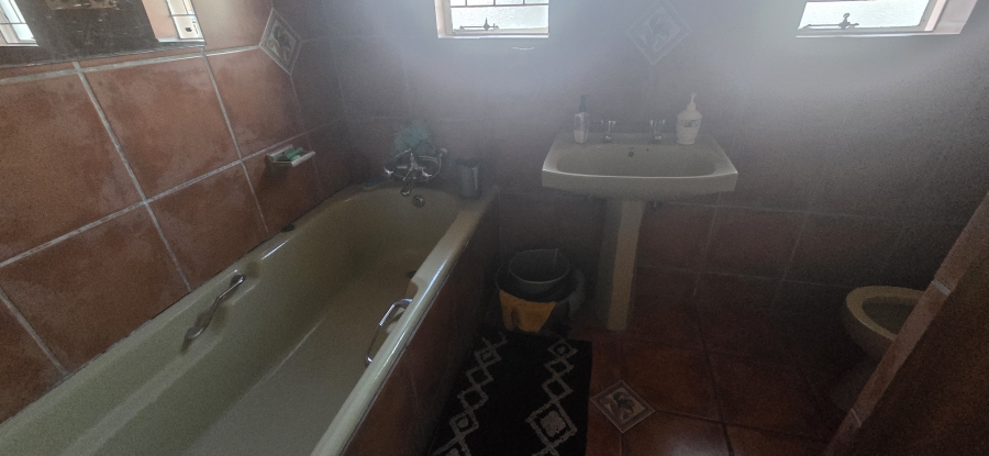 4 Bedroom Property for Sale in Fauna Park Limpopo