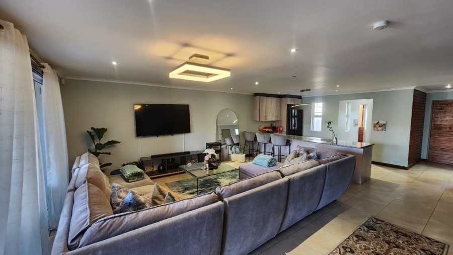 3 Bedroom Property for Sale in Bendor Limpopo