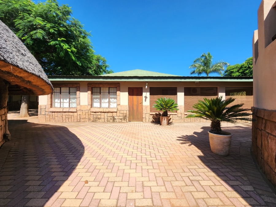 13 Bedroom Property for Sale in Musina Limpopo