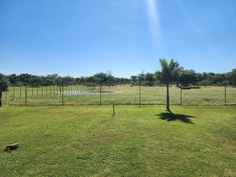 13 Bedroom Property for Sale in Musina Limpopo