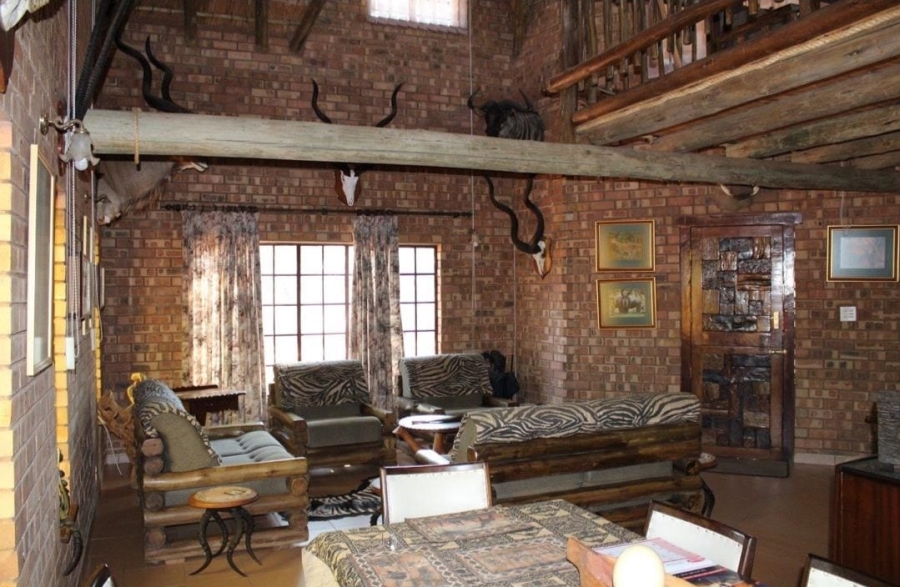 8 Bedroom Property for Sale in Tom Burke Limpopo