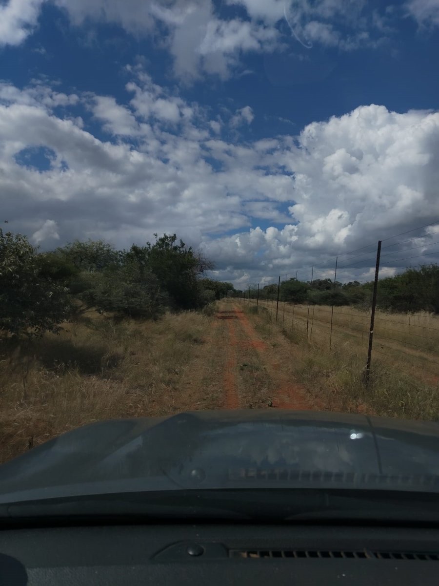 8 Bedroom Property for Sale in Tom Burke Limpopo
