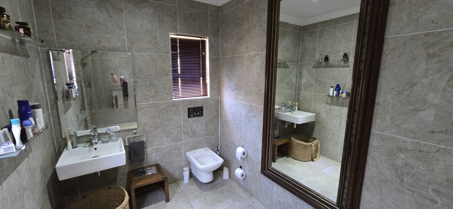 4 Bedroom Property for Sale in Bendor Limpopo