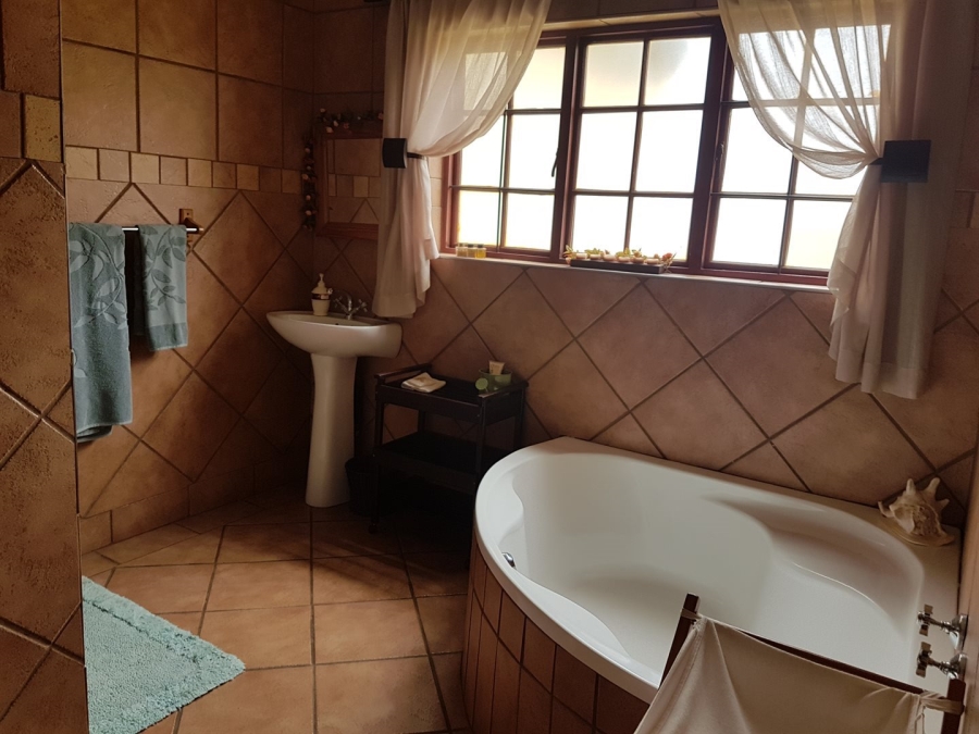 3 Bedroom Property for Sale in Bendor Limpopo