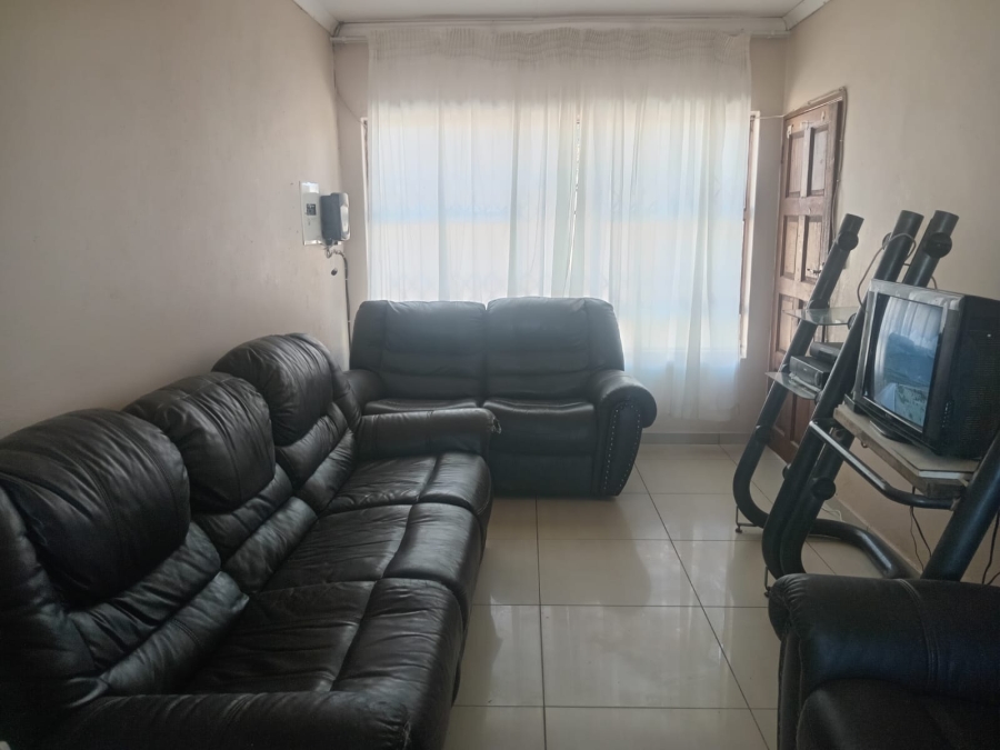 3 Bedroom Property for Sale in Mahlasedi Park Limpopo