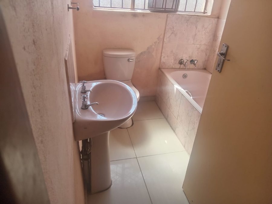 3 Bedroom Property for Sale in Mahlasedi Park Limpopo