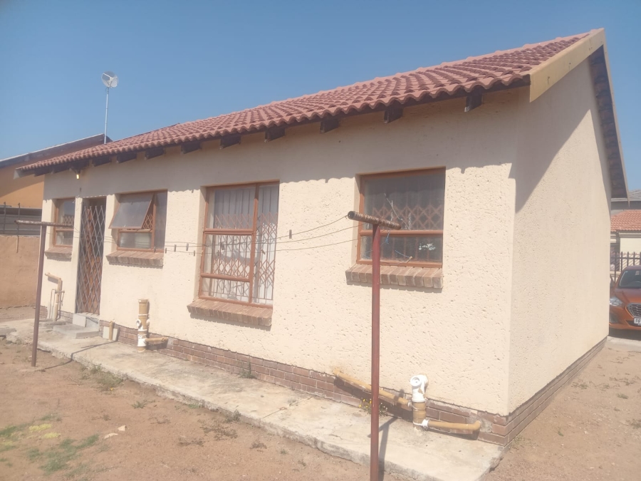 3 Bedroom Property for Sale in Mahlasedi Park Limpopo