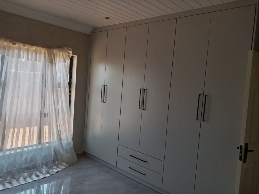 3 Bedroom Property for Sale in Mahlasedi Park Limpopo