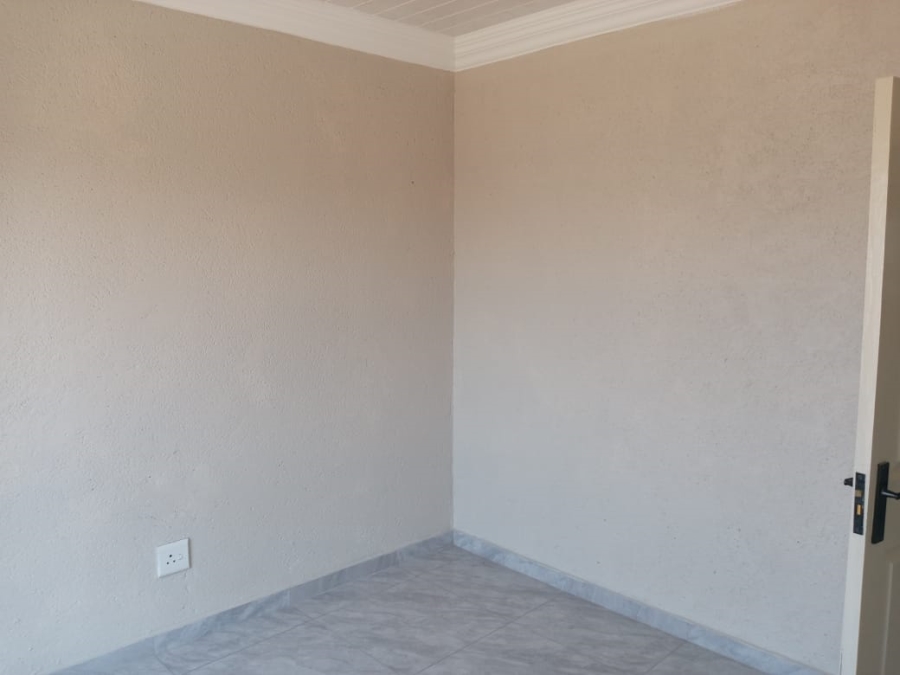 3 Bedroom Property for Sale in Mahlasedi Park Limpopo
