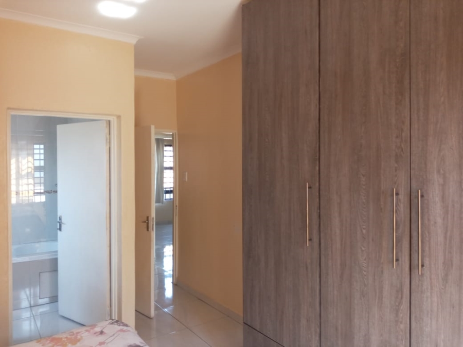 3 Bedroom Property for Sale in Mahlasedi Park Limpopo