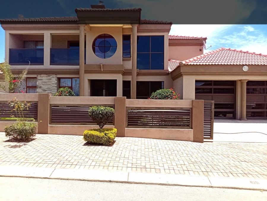 4 Bedroom Property for Sale in Woodhill Estate Limpopo