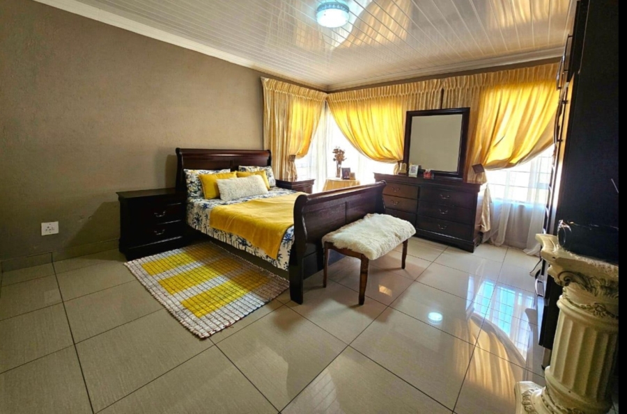 4 Bedroom Property for Sale in Woodhill Estate Limpopo