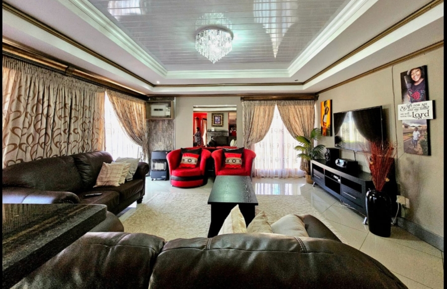 4 Bedroom Property for Sale in Woodhill Estate Limpopo