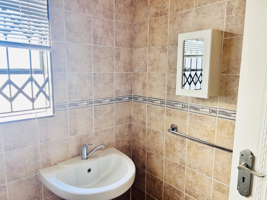 4 Bedroom Property for Sale in Eltivillas Limpopo