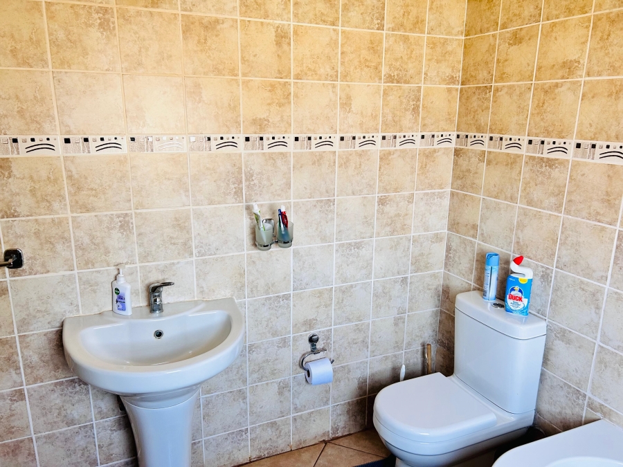 4 Bedroom Property for Sale in Eltivillas Limpopo