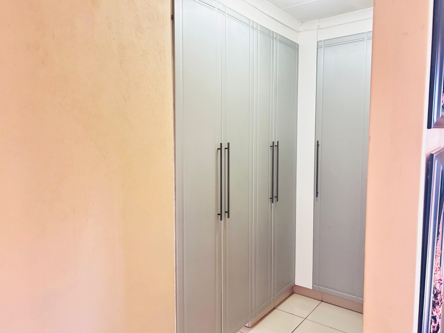 4 Bedroom Property for Sale in Eltivillas Limpopo