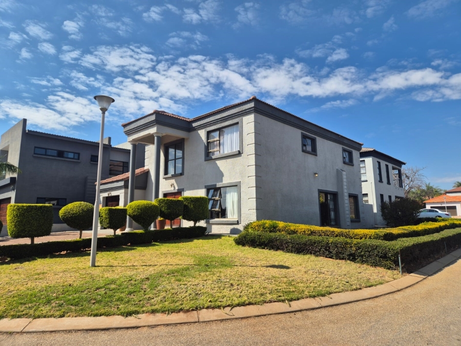 3 Bedroom Property for Sale in Bendor Limpopo