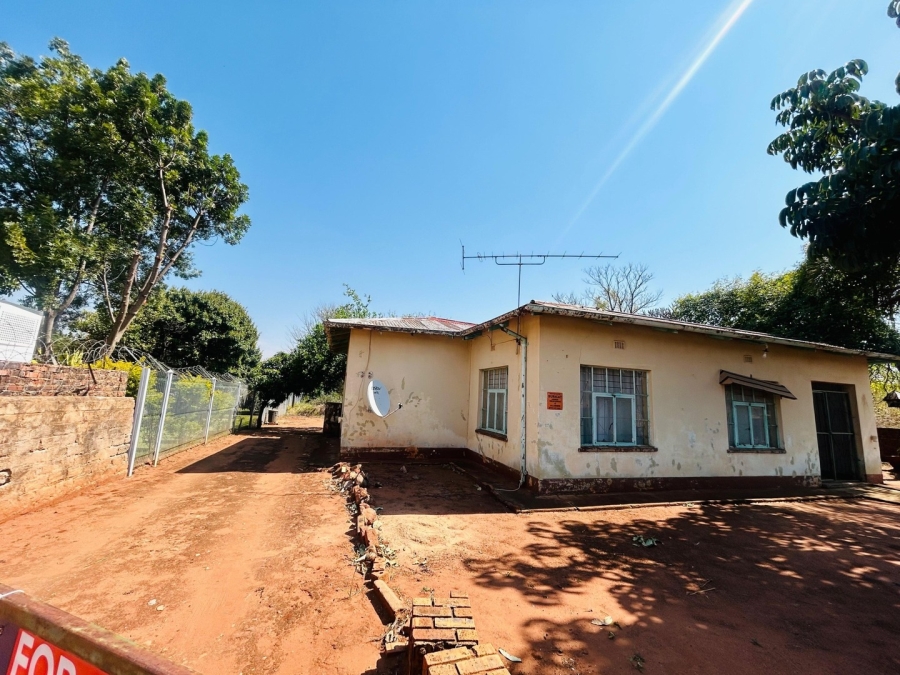 2 Bedroom Property for Sale in Mokopane Central Limpopo