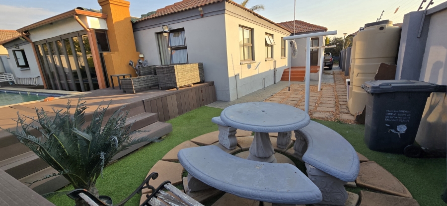 4 Bedroom Property for Sale in Bendor Limpopo
