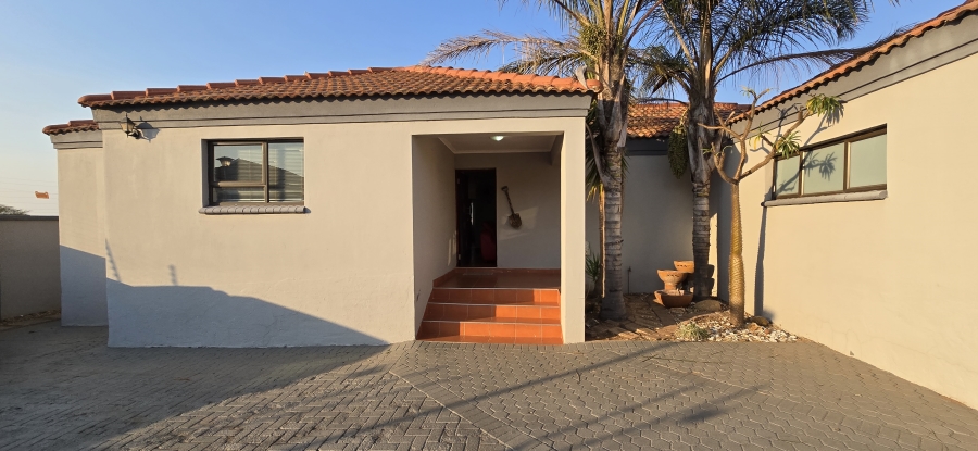 4 Bedroom Property for Sale in Bendor Limpopo