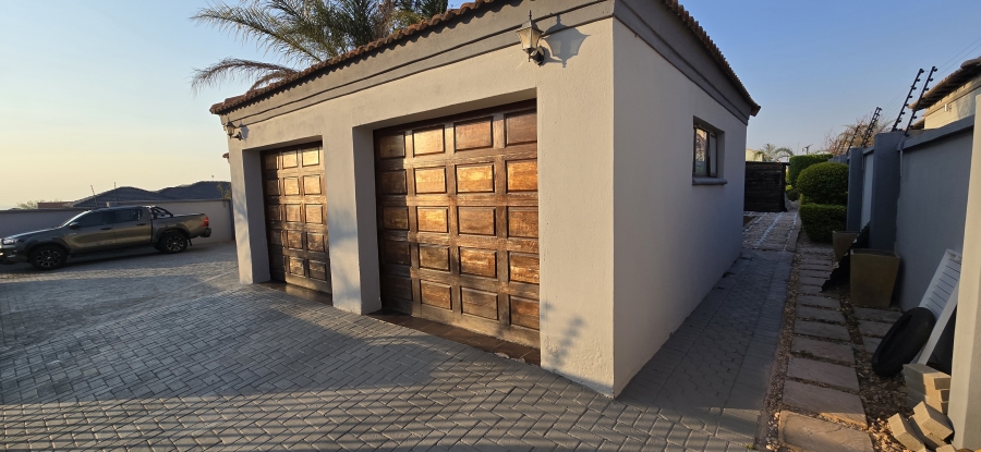 4 Bedroom Property for Sale in Bendor Limpopo