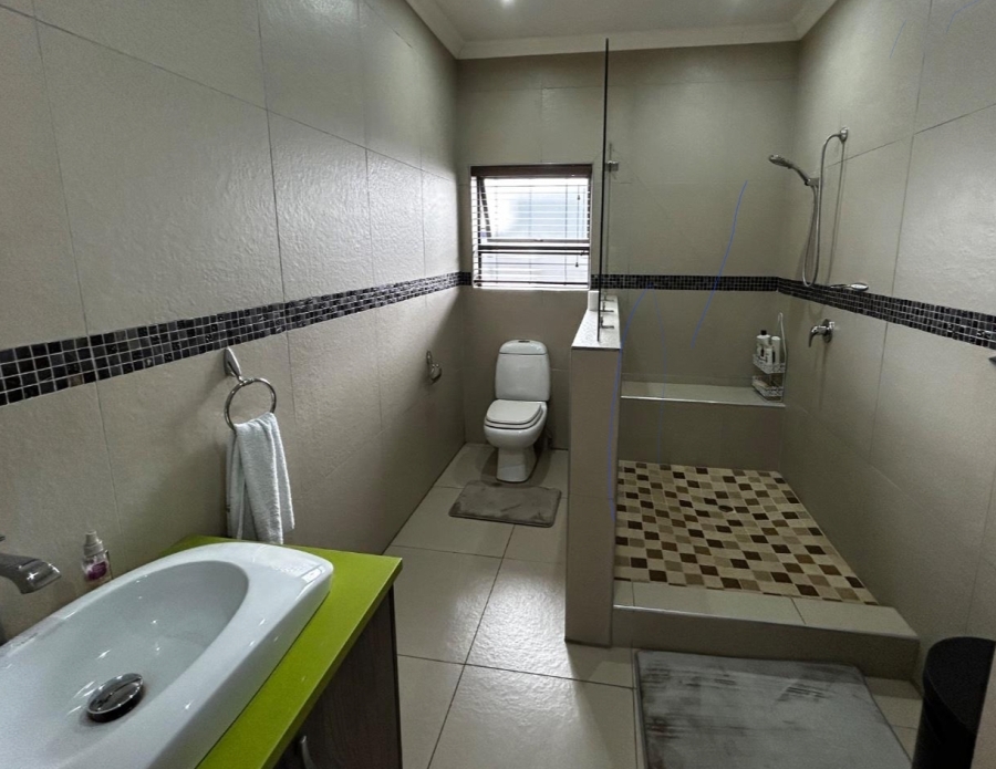 3 Bedroom Property for Sale in Bendor Limpopo