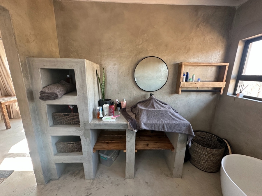 2 Bedroom Property for Sale in Lissataba Private Nature Reserve Limpopo