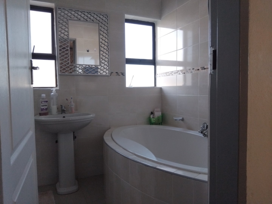 4 Bedroom Property for Sale in Bendor Limpopo