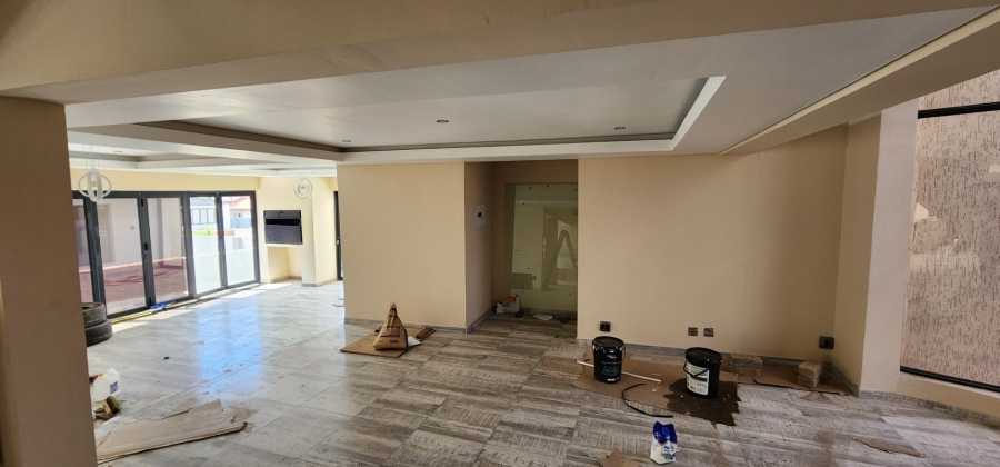 6 Bedroom Property for Sale in Woodhill Estate Limpopo