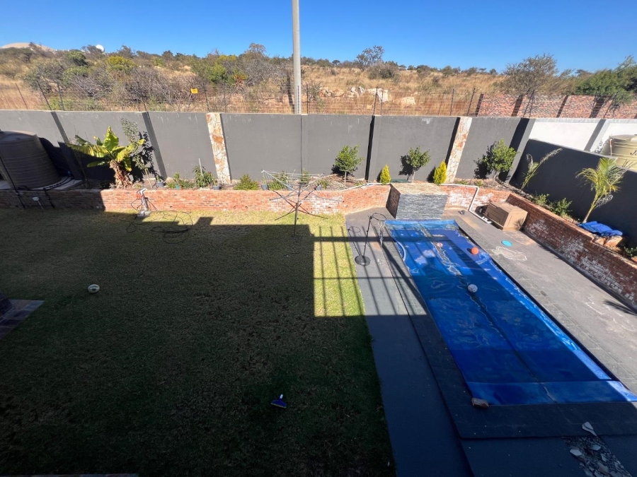 5 Bedroom Property for Sale in Thornhill Limpopo
