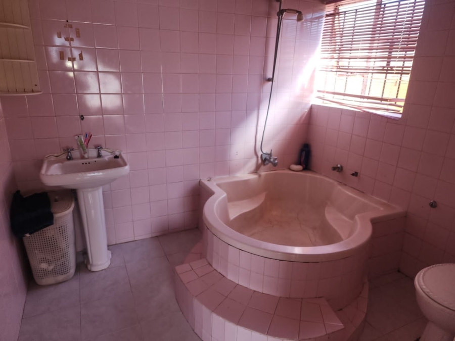 3 Bedroom Property for Sale in Seshego B Limpopo
