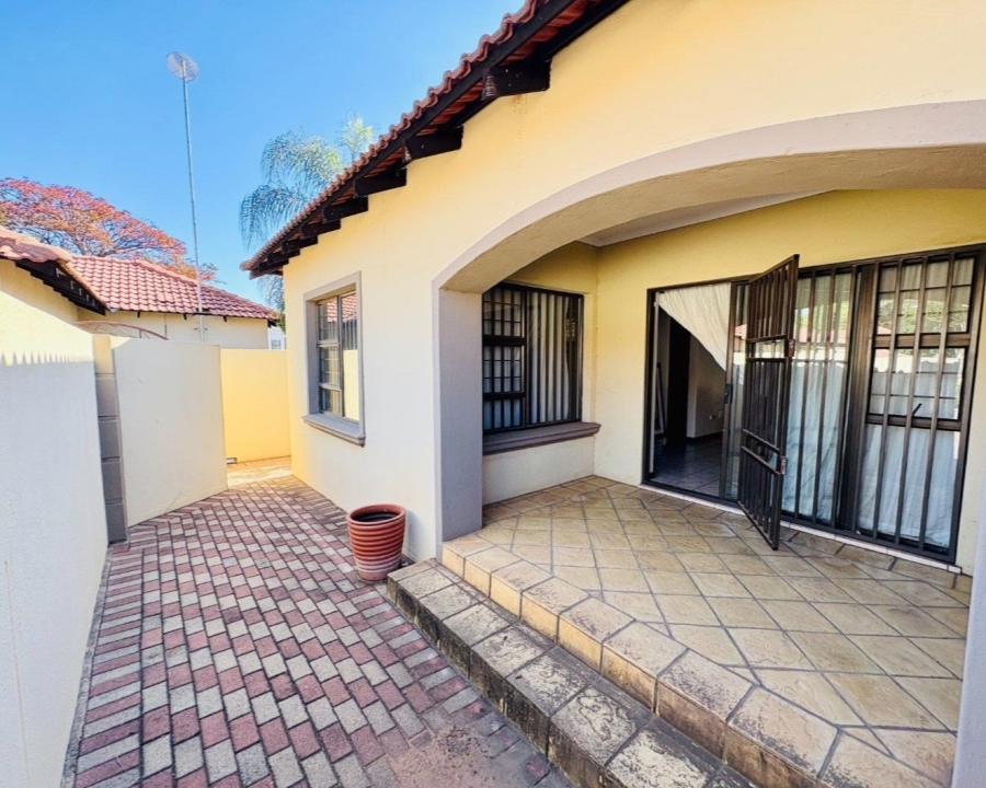 2 Bedroom Property for Sale in Polokwane Central Limpopo