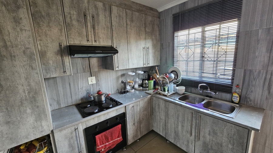 2 Bedroom Property for Sale in Bendor Limpopo