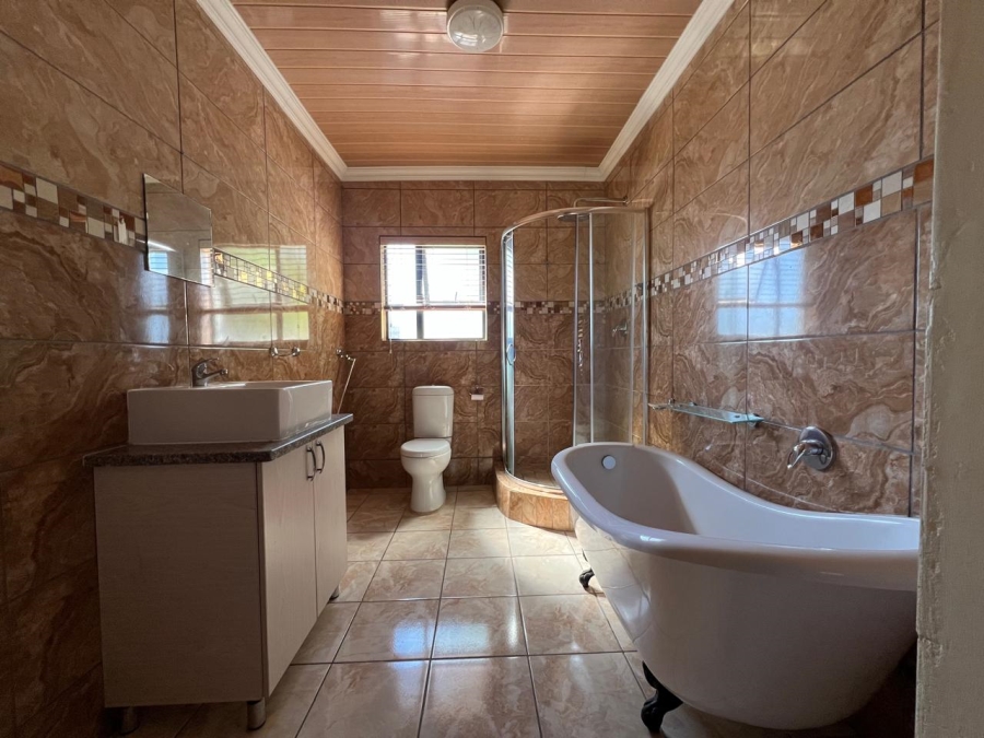 3 Bedroom Property for Sale in Woodhill Estate Limpopo