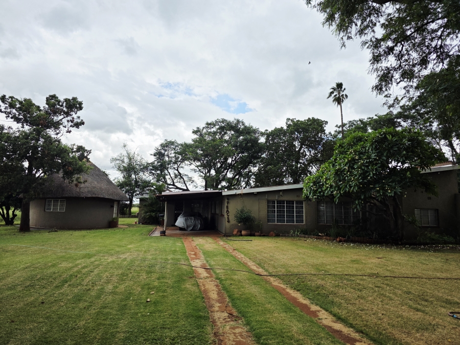 4 Bedroom Property for Sale in Crecy Limpopo