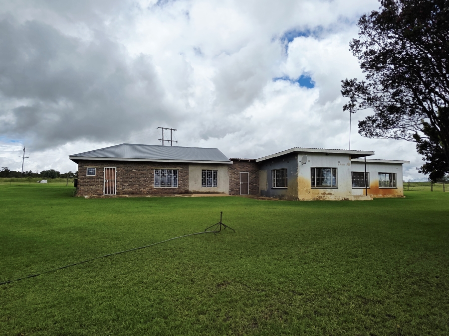 5 Bedroom Property for Sale in Mookgopong Limpopo