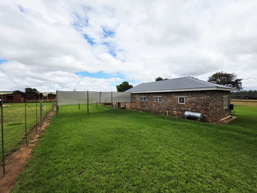 5 Bedroom Property for Sale in Mookgopong Limpopo