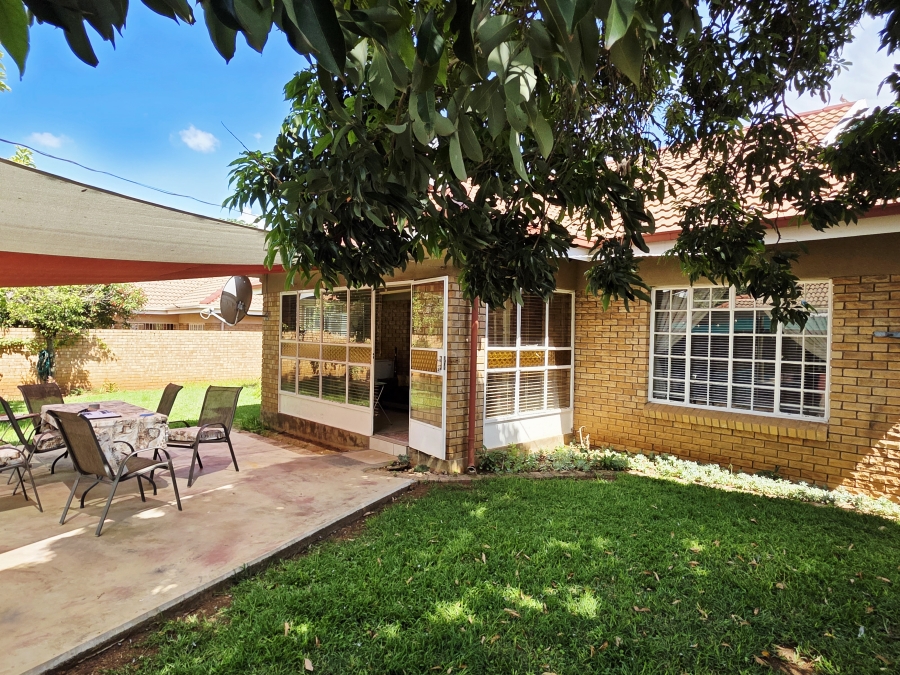 3 Bedroom Property for Sale in Mookgopong Limpopo