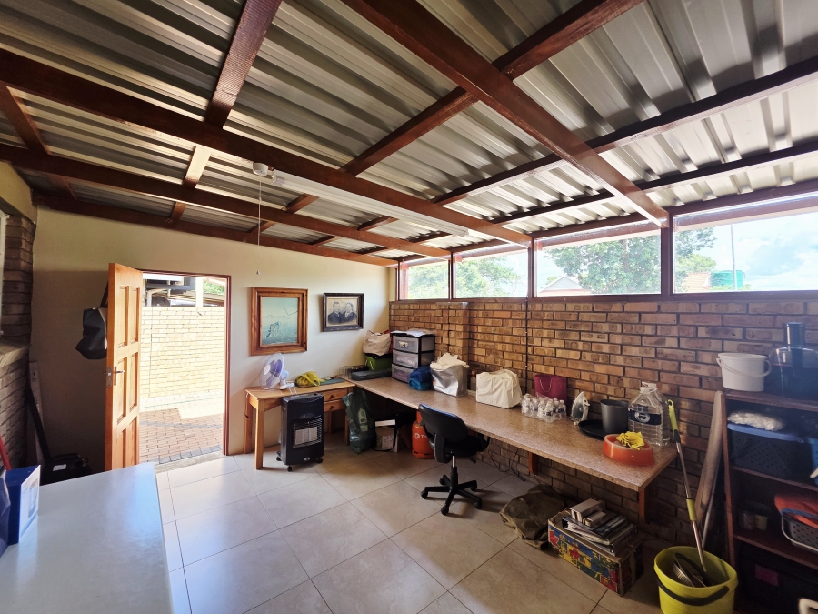 3 Bedroom Property for Sale in Mookgopong Limpopo