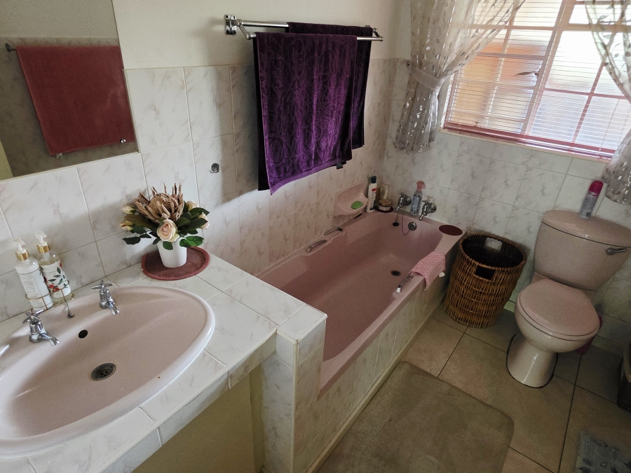 3 Bedroom Property for Sale in Mookgopong Limpopo