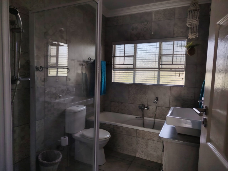 3 Bedroom Property for Sale in Mookgopong Rural Limpopo
