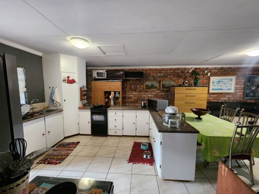 2 Bedroom Property for Sale in Doornbult Limpopo