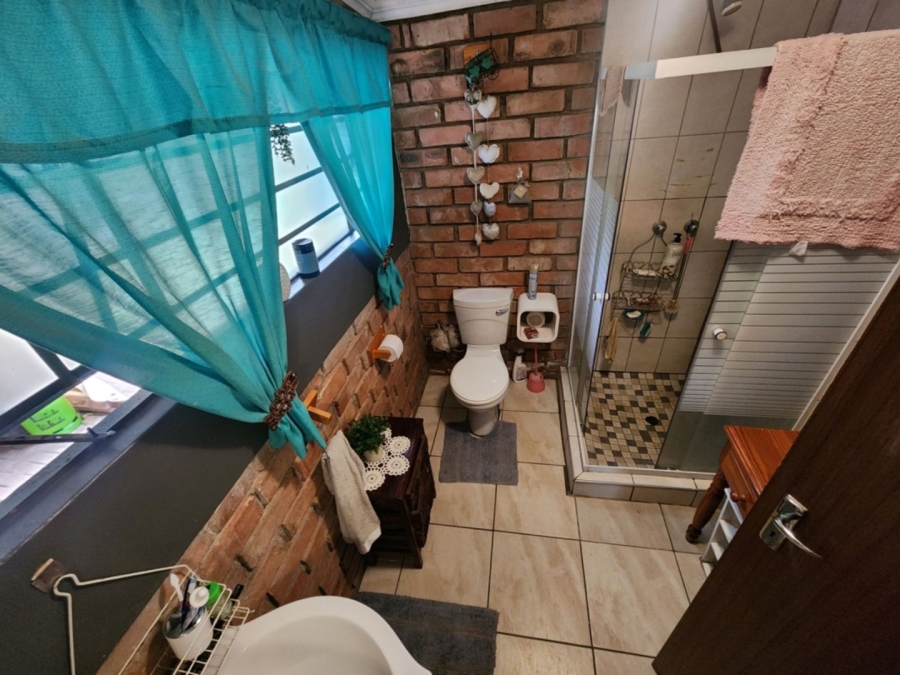 2 Bedroom Property for Sale in Doornbult Limpopo