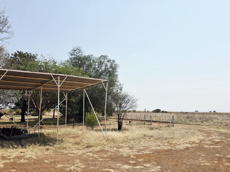 5 Bedroom Property for Sale in Roedtan Limpopo